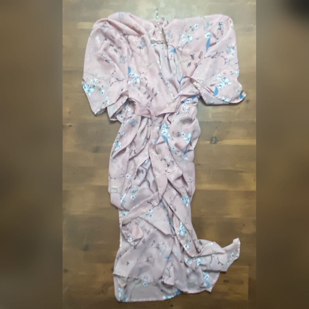 Time and Tru pink blue floral kimono